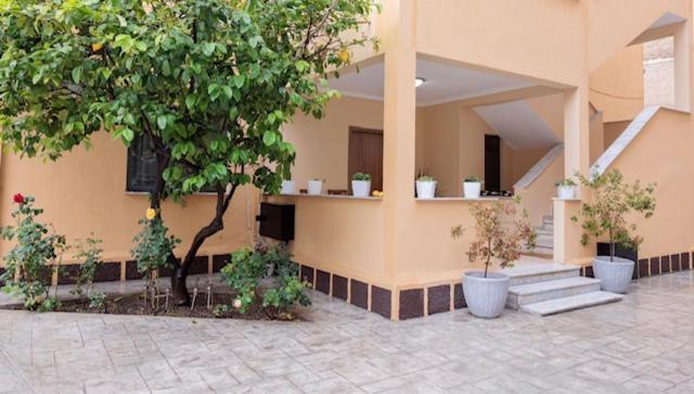 Heart Of Tirana Villa Exterior foto